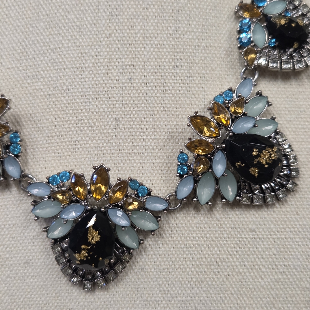 BOGO💖Multicolor Gem Statement Necklace - Picture 2 of 5